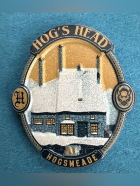 Harry Potter Fantastic Beasts Universal Studios Hog's Head Hogsmeade Pin